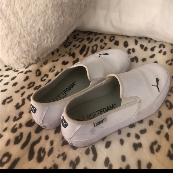 Women’s slip-on Puma sneakers - Picture 3 of 4